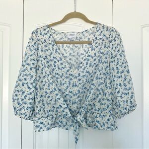 💛Clear-out Sale💛 Floral Front-Tie Blouse